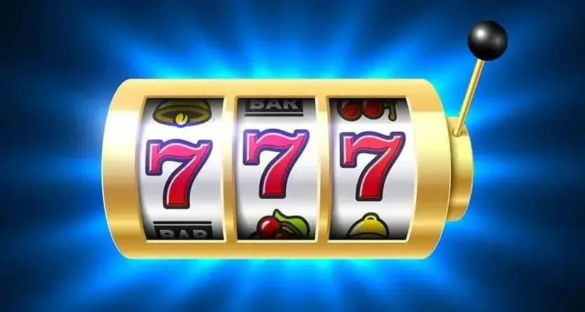 Result announcement and payout confirmation on screen